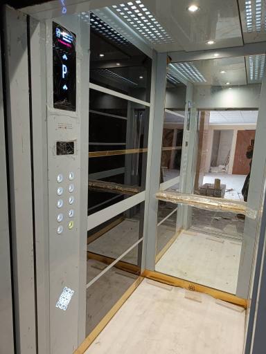 عکس آسانسور سوین