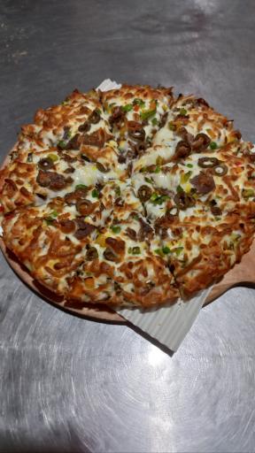 عکس پیتزا نارون