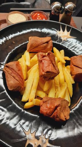 عکس کافه اینا