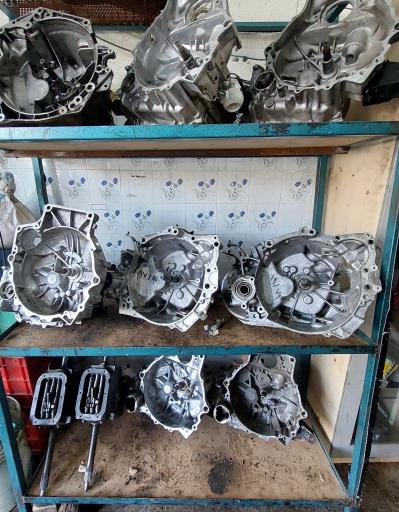 استوک یدک شاهین