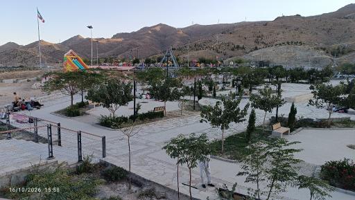 عکس آبشار اول کوه پارک