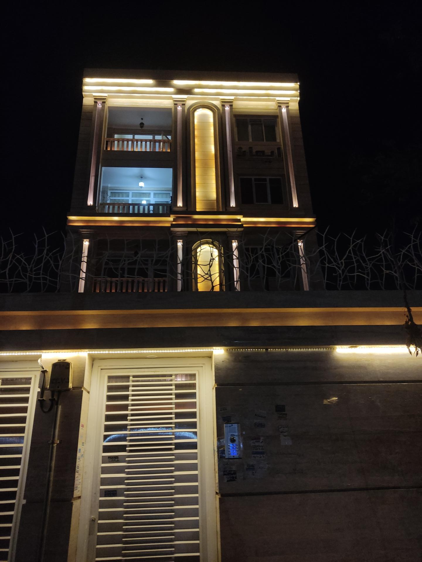 عکس ساختمان ایمان