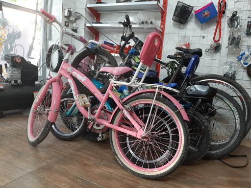 عکس تعمیرگاه دوچرخه حکمت