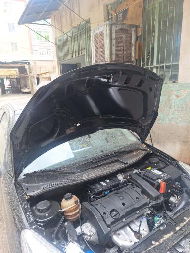 عکس مکانیکی و تعمیرگاه ماشین استاد عباس حسینی