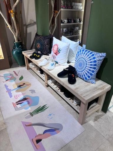 عکس یوگا گالری سِویرا