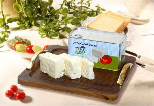 عکس پنیر لیقوان فاخر