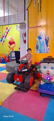 عکس سرزمین عجایب