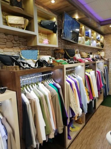 عکس فروشگاه لباس باراباس