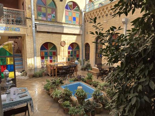 اقامتگاه بومگردی یادمان