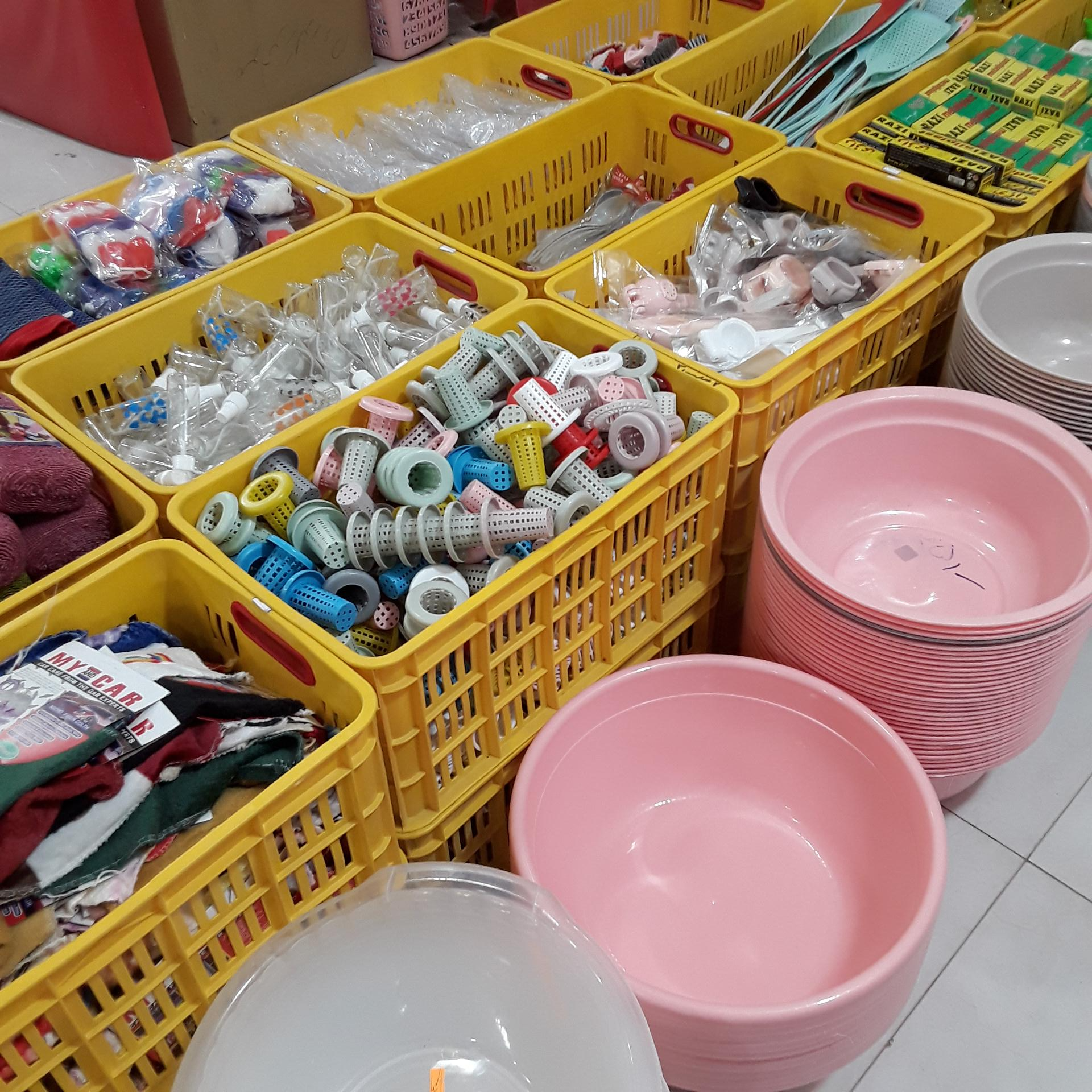 عکس فروشگاه لوازم خانگی امید