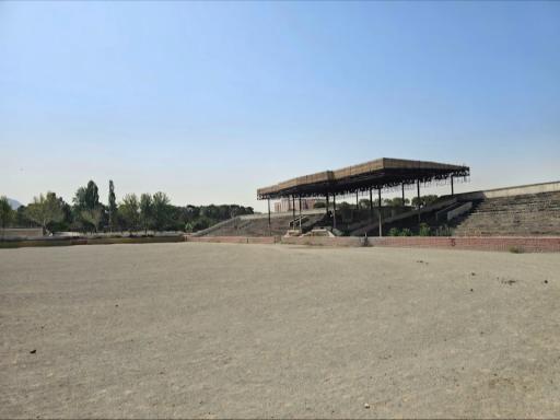 عکس مانژ خاکی باشگاه سوارکاری قصرفیروزه شهدا