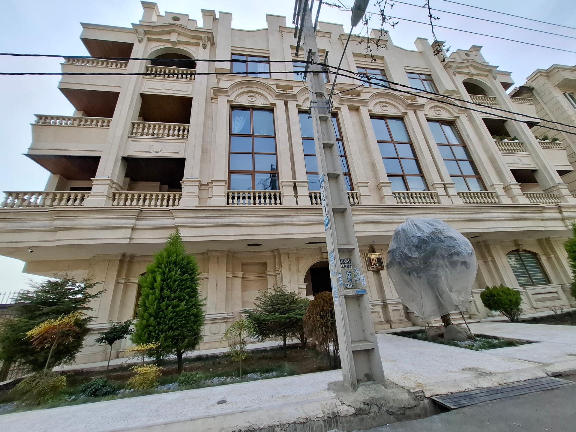 عکس مجتمع مسکونی رومنس