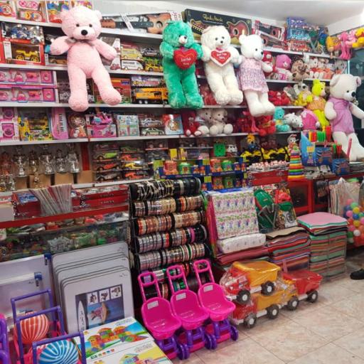 عکس اسباب بازی و نوشت افزار طاها