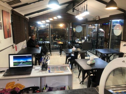 عکس رستوران ایتالیایی پاویانو