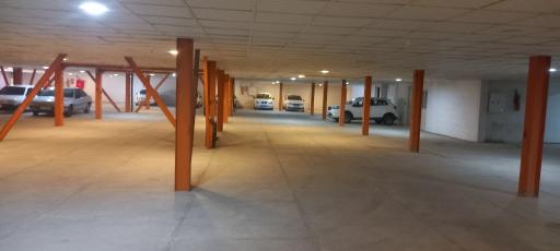 عکس پارکینگ پاندیز