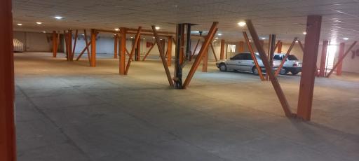 عکس پارکینگ پاندیز
