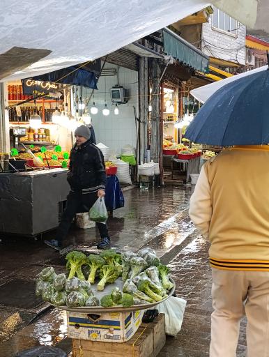 عکس بازار بزرگ رشت