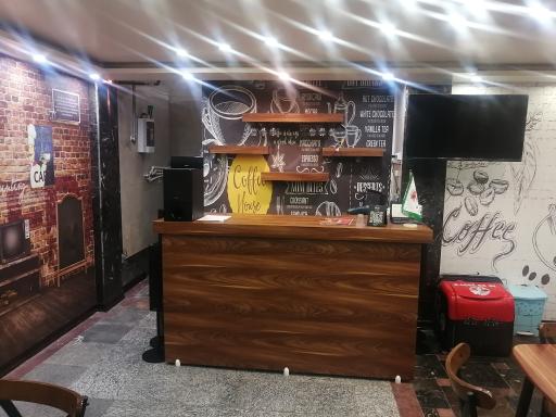 عکس رستوران و تهیه غذای امپراتور