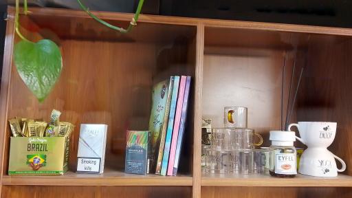 عکس کافه شات پوری