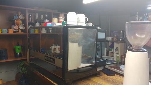 عکس کافه شات پوری