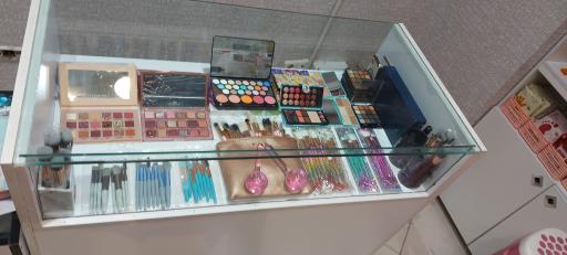 عکس آرایشی رونا شاپ