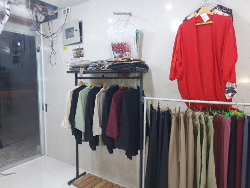 پوشاک زنانه و بچه گانه وایلو 