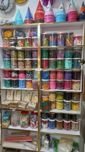 عکس لوازم تولد آقای رنگارنگ