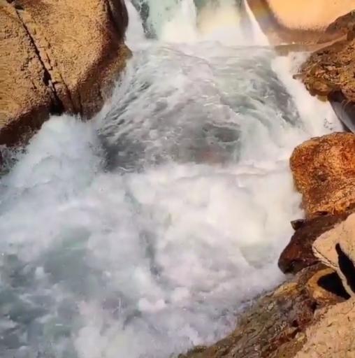 عکس چشمه کوهرنگ