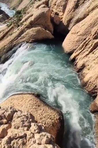 عکس چشمه کوهرنگ