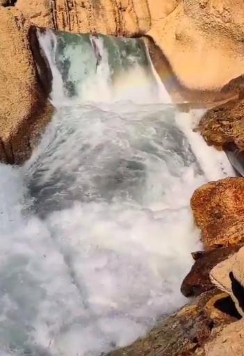 عکس چشمه کوهرنگ