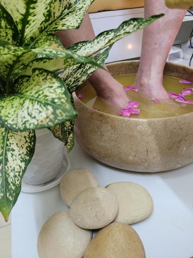 مرکز پوست و ماساژ سیما زارع