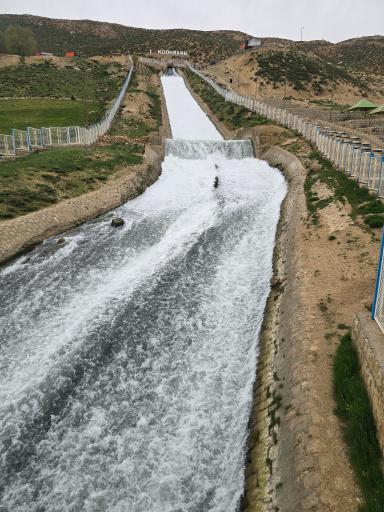 عکس چشمه کوهرنگ