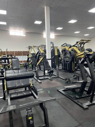 عکس مجموعه ورزشی بهنام