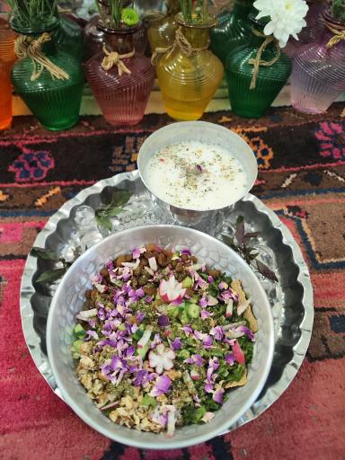 عکس کافه رستوران آوان