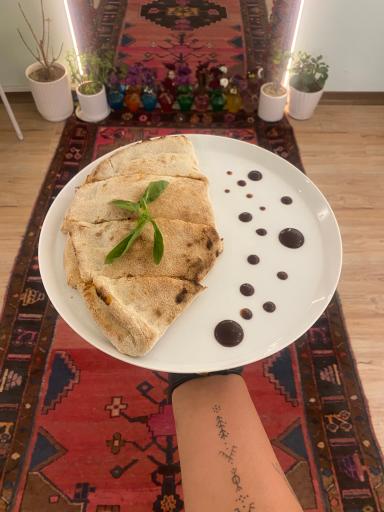 عکس کافه رستوران آوان