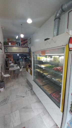 عکس رستوران نان داغ و کباب داغ عمو هاشم