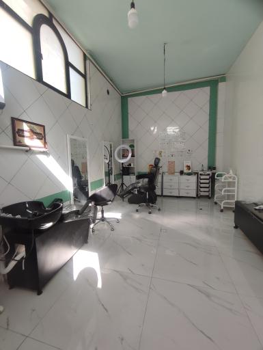 عکس سالن زیبایی محدثه قاسمی