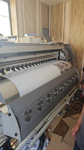 عکس کارخانه بافت و تکمیل پارچه