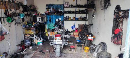 عکس تعمیر گاه موتور سیکلت افخمی