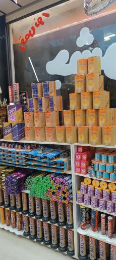 عکس لوازم جشن تولد رنگارنگ