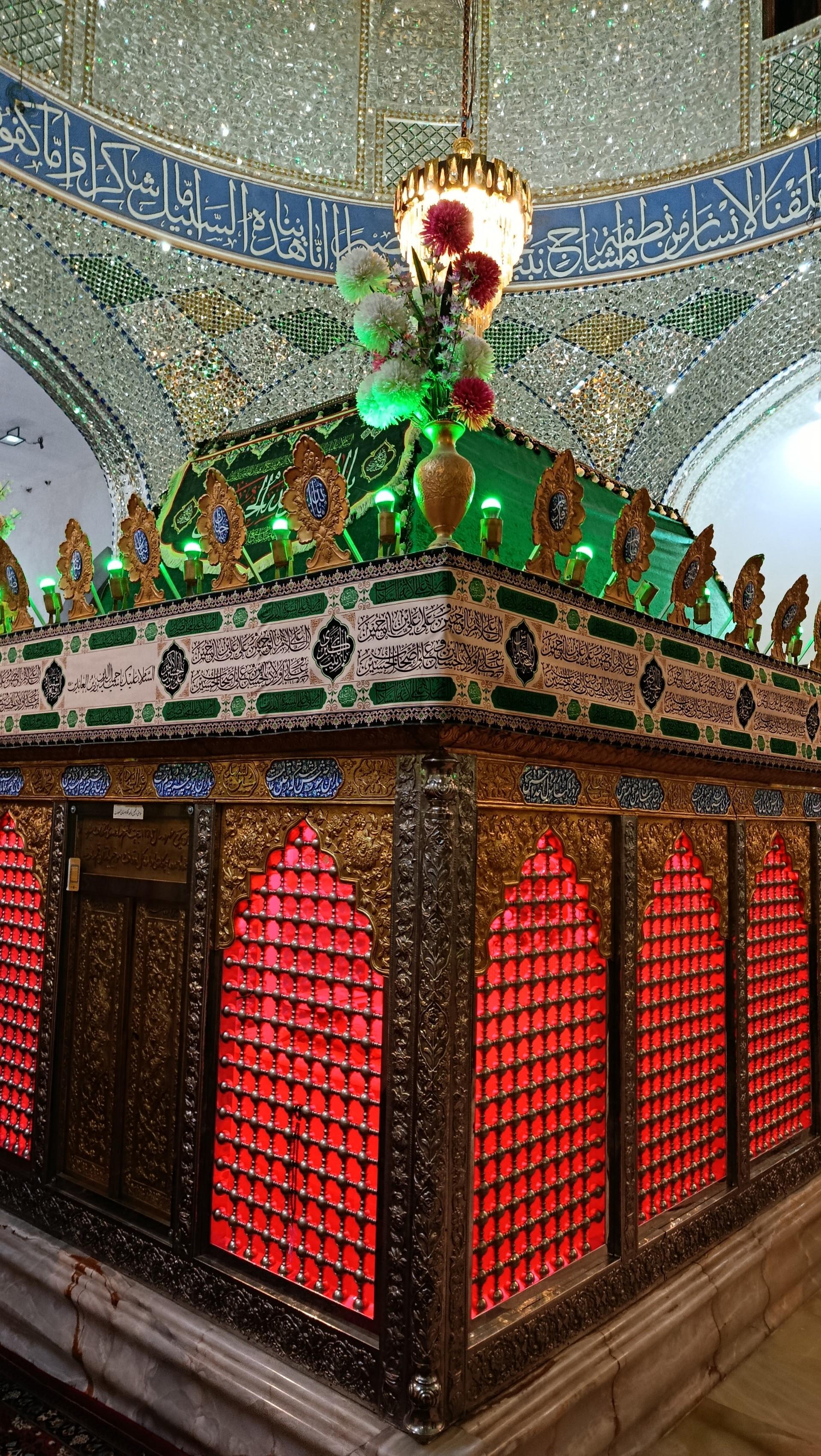 عکس امامزاده سید جمال الدین (شاه جمال)