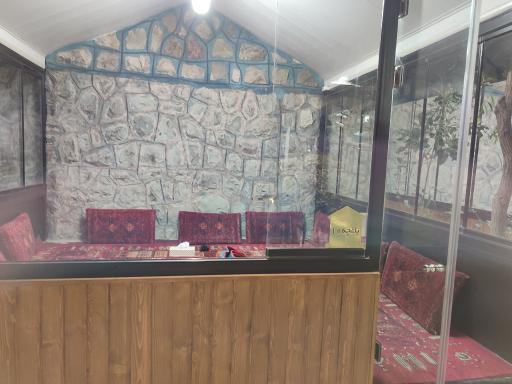 عکس رستوران سنگ و کوه