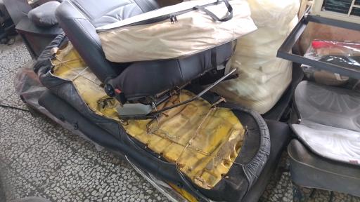 عکس تعمیرات صندلی و روکش سرای مهدی میر تقی