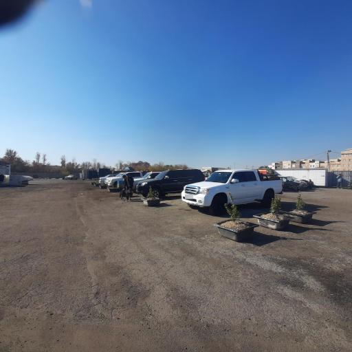 عکس تعمیرگاه کاپرا لندمارک