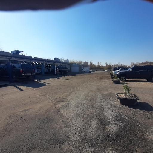 عکس تعمیرگاه کاپرا لندمارک