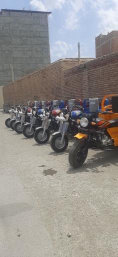 عکس نمایشگاه سه چرخ باری نجاری