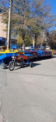 عکس نمایشگاه سه چرخ باری نجاری