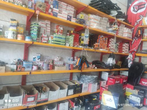 عکس باطری سازی و فروشگاه باطری آریا