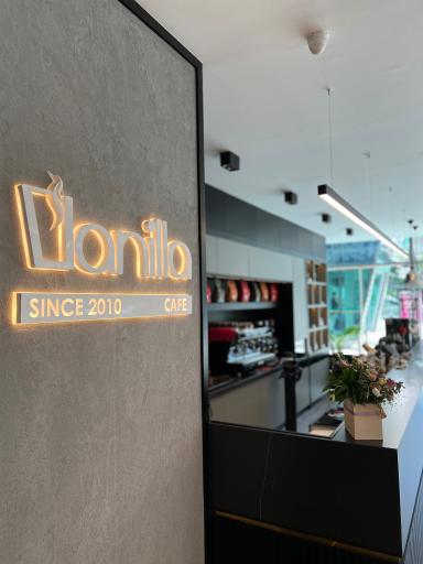 عکس کافی شاپ وانیلا