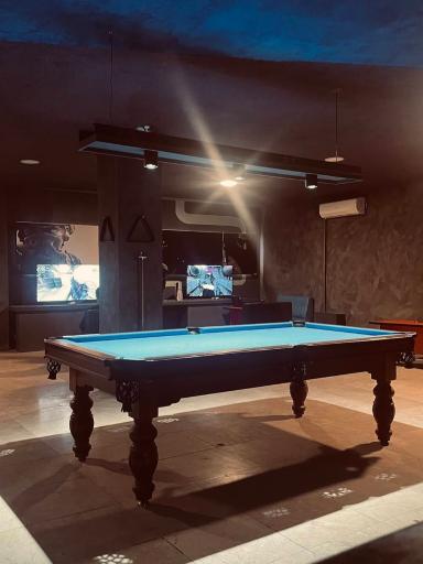 عکس کافه بازی مکعب